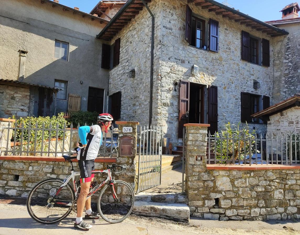 Cara House Tuscany - Zona Lucca Chiatri エクステリア 写真